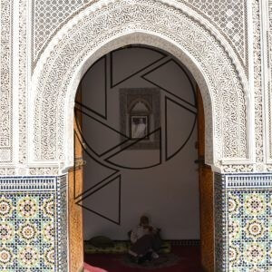 Vchod do mešity